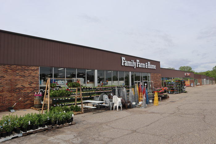 Mason Twin Cinema (Plaza Cinema 1 and 2) - May 22 2022 Photo (newer photo)